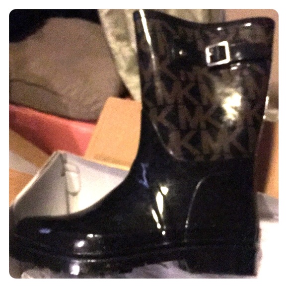 Michael Kors rain boots - Picture 1 of 1